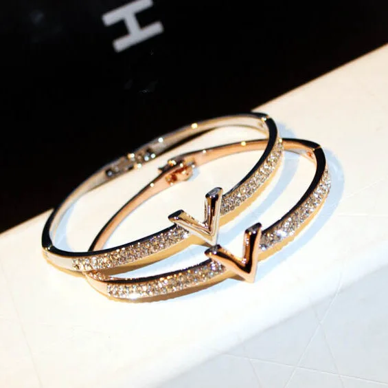 New Fashion Bracelet with Rhinestone Bracelet Korea Fashion Bracelet for Women 2021 Luxury Bracelets Trendy Jewelry Wholesale
New Fashion Bracelet with Rhinestone Bracelet Korea Fashion Bracelet for Women 2021 Luxury Bracelets Trendy Jewelry Wholesale