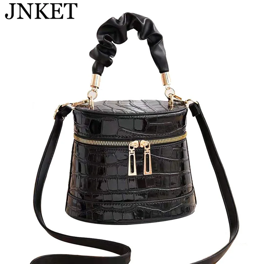 JNKET New Fashion Large Capacity Bucket Bag women's Single Shoulder Bag Alligator Pattern Crossbody Bag
JNKET New Fashion Large Capacity Bucket Bag women's Single Shoulder Bag Alligator Pattern Crossbody Bag