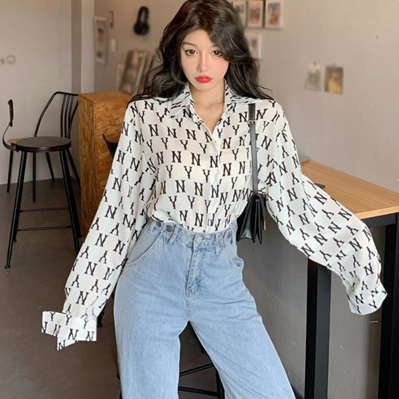 Letter Printed Chiffon Blouse Women Long Sleeve Simple Loose Shirts Fashion Sunscreen Thin Clothes Camisas Mujer Ropa Para Mujer
Letter Printed Chiffon Blouse Women Long Sleeve Simple Loose Shirts Fashion Sunscreen Thin Clothes Camisas Mujer Ropa Para Mujer