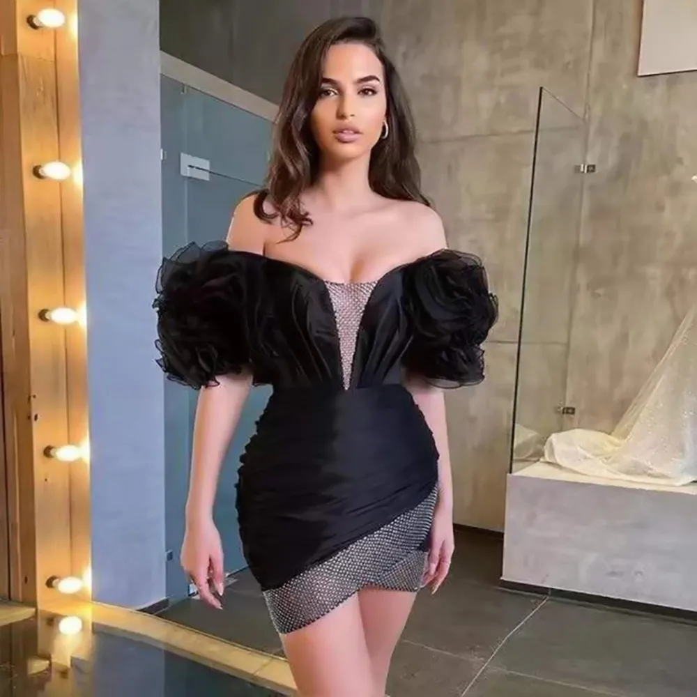 2022 New Spring Sexy Off Shoulder Ruffles Mesh Crystal Diamonds Black Mini Bodycon Bandage Dress Elegant Evening Party Dress
2022 New Spring Sexy Off Shoulder Ruffles Mesh Crystal Diamonds Black Mini Bodycon Bandage Dress Elegant Evening Party Dress