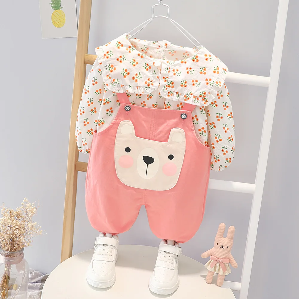 Baby Girl Sets Newborn Long Sleeve Doll Collar Floral Blouse+Cartoon Suspenders Pants Two Piece Suit Lovely Toddler Girl Outfit
Baby Girl Sets Newborn Long Sleeve Doll Collar Floral Blouse+Cartoon Suspenders Pants Two Piece Suit Lovely Toddler Girl Outfit