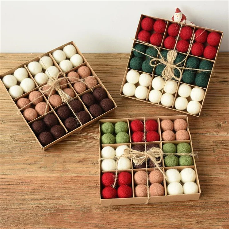 36pc/box INS Wool Felt Balls Xmas Tree Ornament Hanging Pendant Christmas Decoration For Home Decor New Year Gift Party Supplies
36pc/box INS Wool Felt Balls Xmas Tree Ornament Hanging Pendant Christmas Decoration For Home Decor New Year Gift Party Supplies