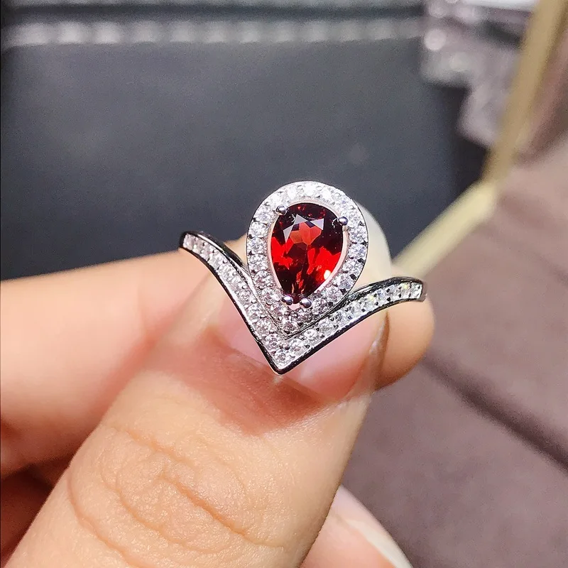 MeiBaPJ Natural Garnet Gemstone Trendy Love Heart Ring for Women Real 925 Sterling Silver Charm Fine Jewelry
MeiBaPJ Natural Garnet Gemstone Trendy Love Heart Ring for Women Real 925 Sterling Silver Charm Fine Jewelry