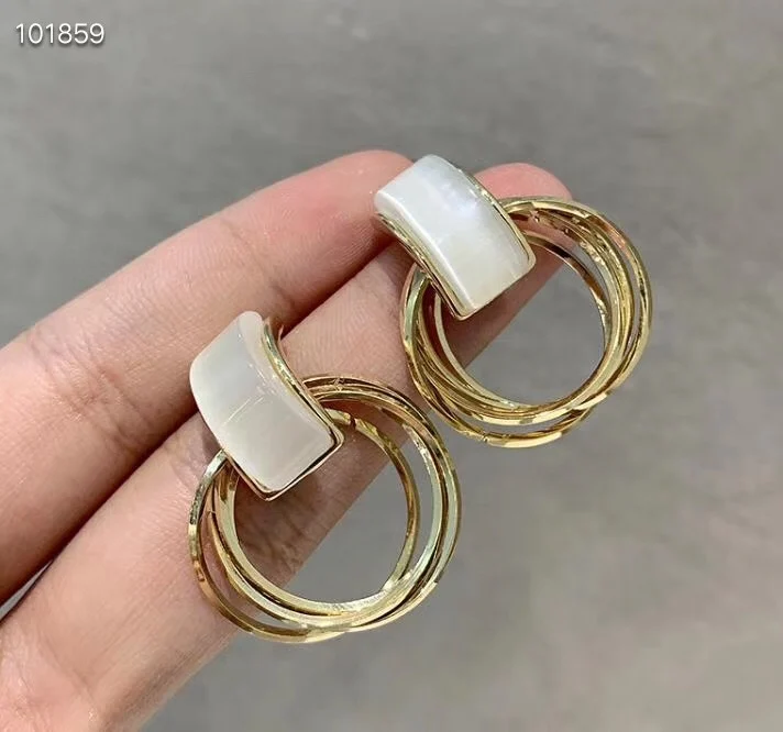 High end Earrings ornament Fashion accessories Ear Studs Gift birthday present Eardrop
High end Earrings ornament Fashion accessories Ear Studs Gift birthday present Eardrop