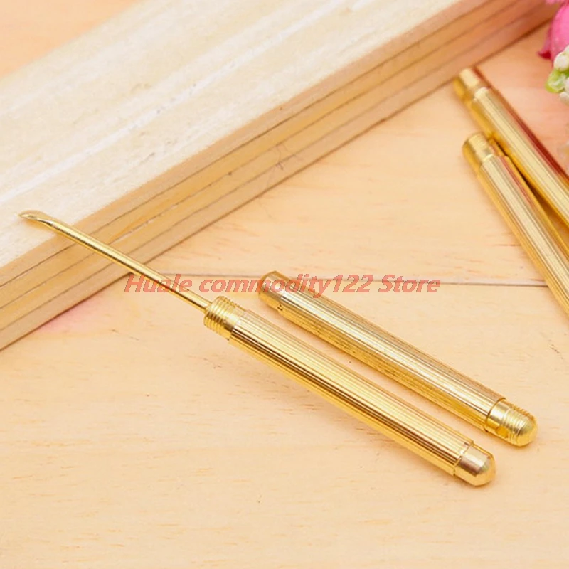 New 2019New Gold Color Folding Type Earpick Earwax Cleaner Ear Spoon High Quality Portable Ear Pick Ear Wax Removal Tools
New 2019New Gold Color Folding Type Earpick Earwax Cleaner Ear Spoon High Quality Portable Ear Pick Ear Wax Removal Tools