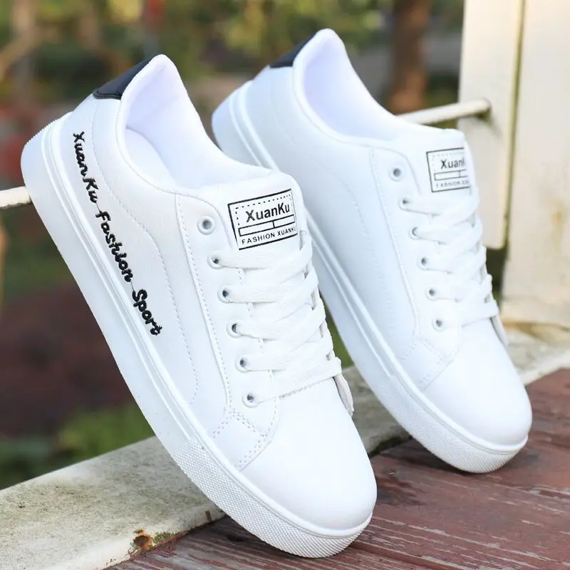 Men Vulcanize Shoes Lightweight Sneakers Men Fashion White Sneakers Men Replica Shoes Soft Men Shoes Non-slip Male Sneakers
Men Vulcanize Shoes Lightweight Sneakers Men Fashion White Sneakers Men Replica Shoes Soft Men Shoes Non-slip Male Sneakers