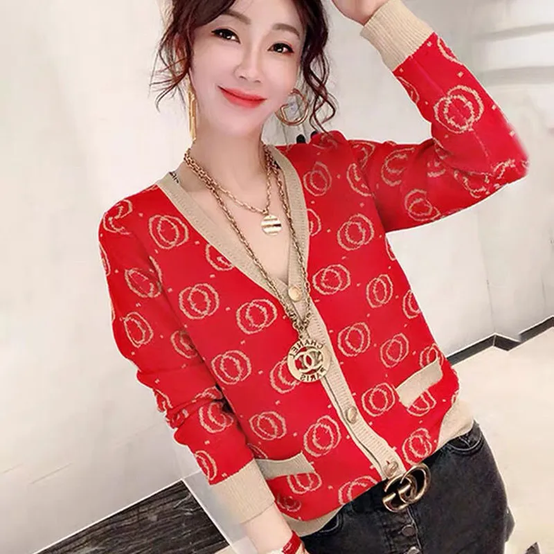 2021 New Knitted Cardigan Women's Spring And Autumn Fashion Color Contrast Loose Casual Single Breasted Sweater
2021 New Knitted Cardigan Women's Spring And Autumn Fashion Color Contrast Loose Casual Single Breasted Sweater