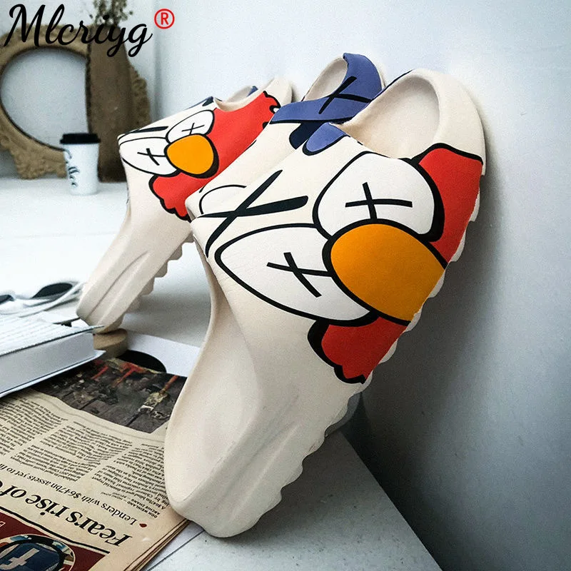 2021 Luxury Brand Slides Men Shoes Slippers Indoor House Slippers Graffiti Casual Beach Slipper EVA Quality Cartoon Shoes Casual
2021 Luxury Brand Slides Men Shoes Slippers Indoor House Slippers Graffiti Casual Beach Slipper EVA Quality Cartoon Shoes Casual