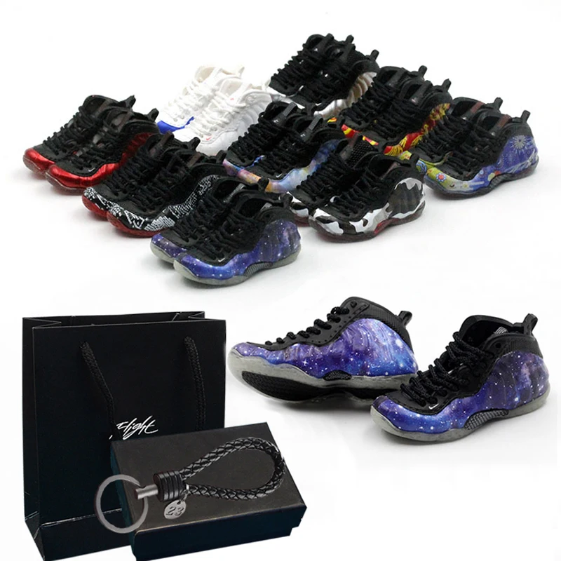 3D Sports Shoes Sneakers Keychain MINI Shoes Moldel Decoration Trendy Pendant Gift Pack Set Valentine's Day Gift For Boyfriend
3D Sports Shoes Sneakers Keychain MINI Shoes Moldel Decoration Trendy Pendant Gift Pack Set Valentine's Day Gift For Boyfriend