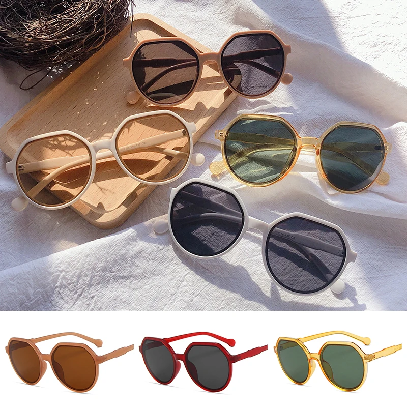 2021 New Fashion All-match Style Trend Sunglasses Large Frame Sunglasses Korean Contrast Color Round Frame Sunglasses
2021 New Fashion All-match Style Trend Sunglasses Large Frame Sunglasses Korean Contrast Color Round Frame Sunglasses