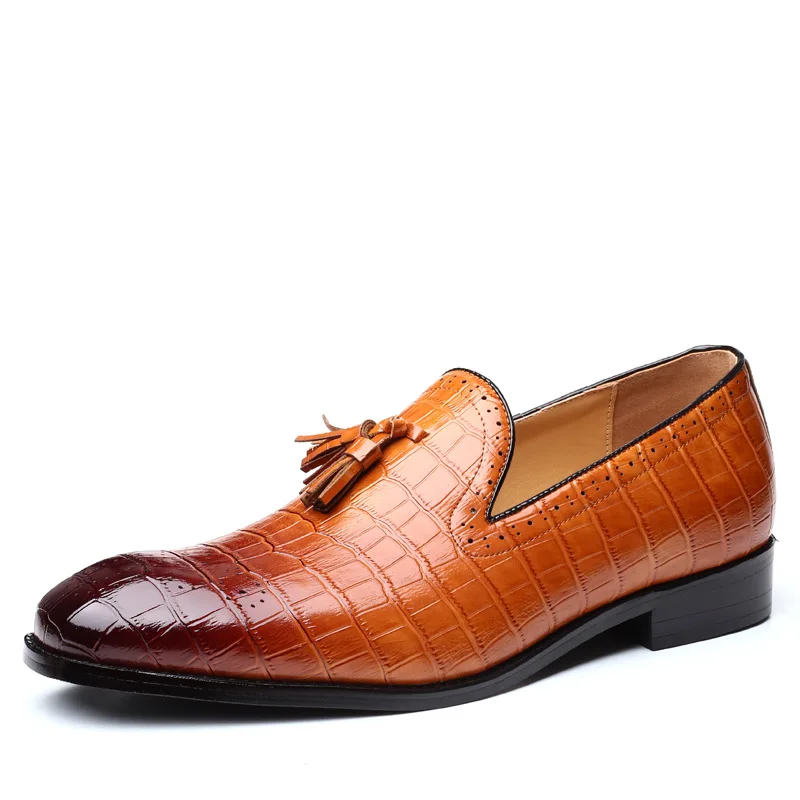 2020 Men Brogue Shoes Leather Shoes Carved Tassel British Style Dress Shoes Male Dress Leather Shoes Party Casual Wedding 37-48
2020 Men Brogue Shoes Leather Shoes Carved Tassel British Style Dress Shoes Male Dress Leather Shoes Party Casual Wedding 37-48