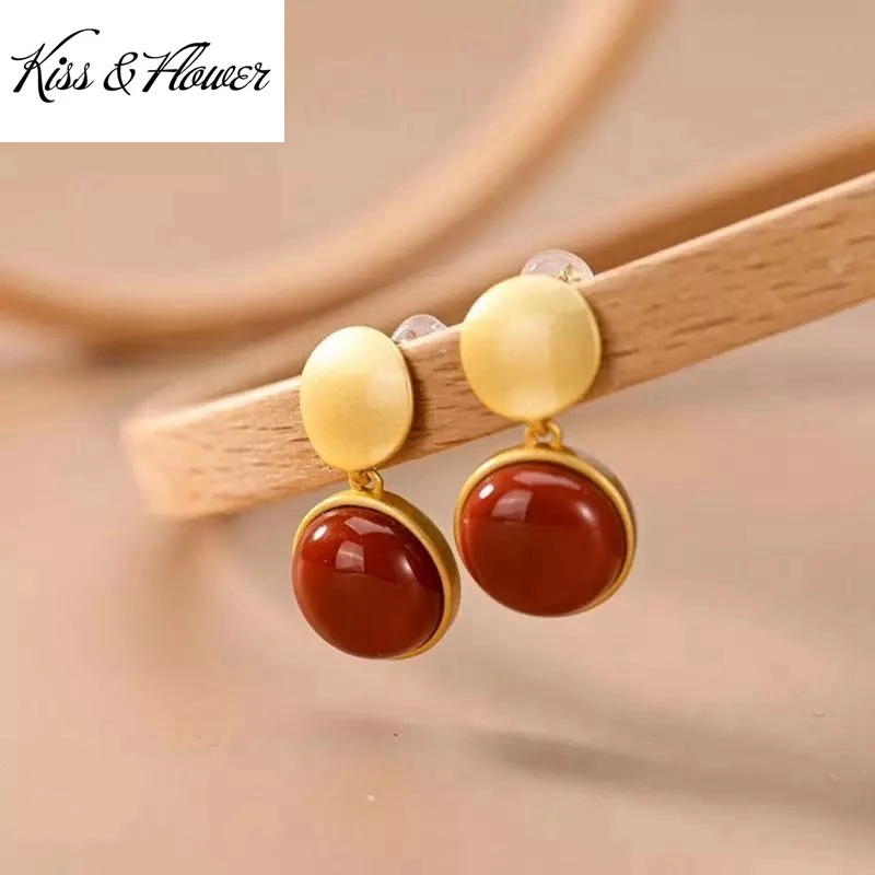 Ювелирные изделия KISS & FLOWER ER153, оптовая продажа, модные женские серьги-гвоздики из золота 24 карата с круглым агатом в стиле ретро, подарок на с...
Ювелирные изделия KISS & FLOWER ER153, оптовая продажа, модные женские серьги-гвоздики из золота 24 карата с круглым агатом в стиле ретро, подарок на с...