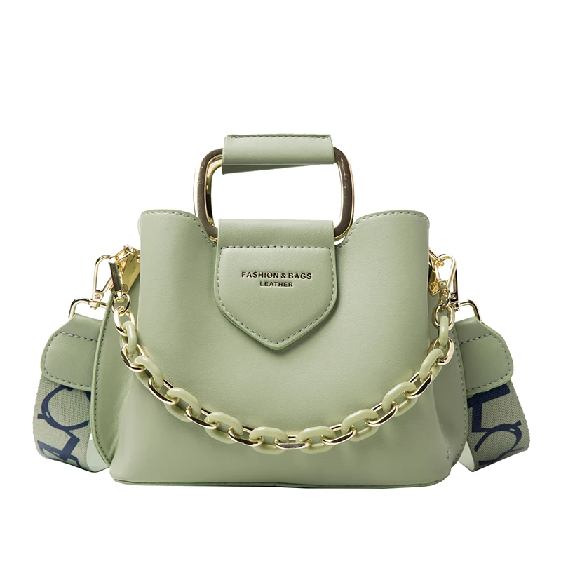 Soft leather portable pure color small bag female 2021 new fashion ladies fragrance style French niche texture popular bag
Soft leather portable pure color small bag female 2021 new fashion ladies fragrance style French niche texture popular bag