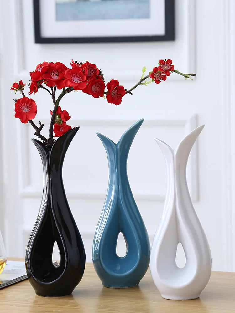 Nordic Irregular Vase Bedroom Creative Plant Ceramic Vase Modern Decoration Vasi Per Piante Interno Living Room Furniture BE50WC
Nordic Irregular Vase Bedroom Creative Plant Ceramic Vase Modern Decoration Vasi Per Piante Interno Living Room Furniture BE50WC