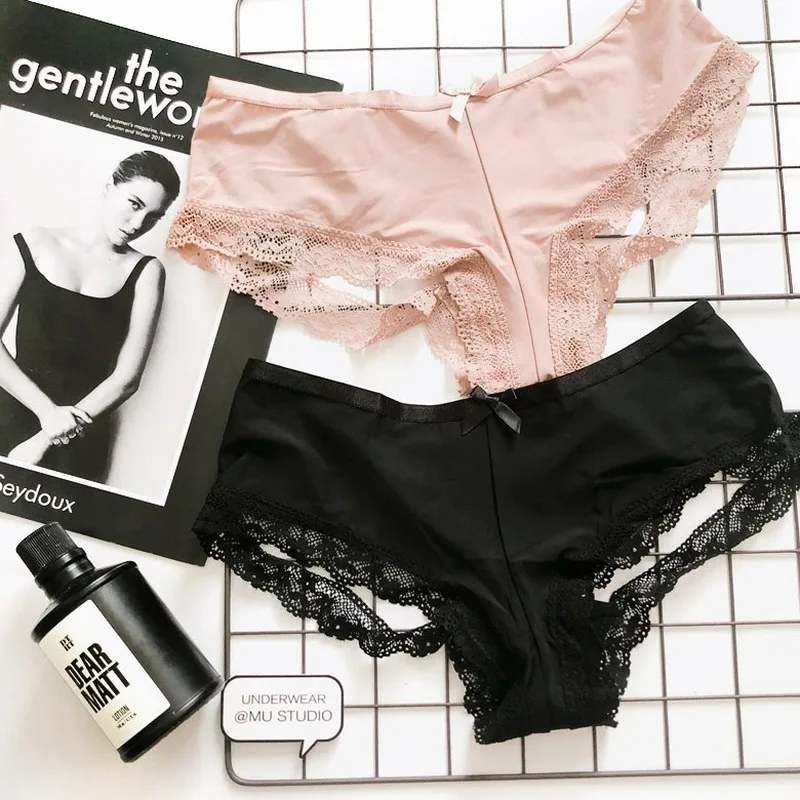 Women Temptation Lace Back Hollow Out Panties Seamless Thong Ladies Thin Floral Edge Sexy Underwear Solid Color Briefs
Women Temptation Lace Back Hollow Out Panties Seamless Thong Ladies Thin Floral Edge Sexy Underwear Solid Color Briefs