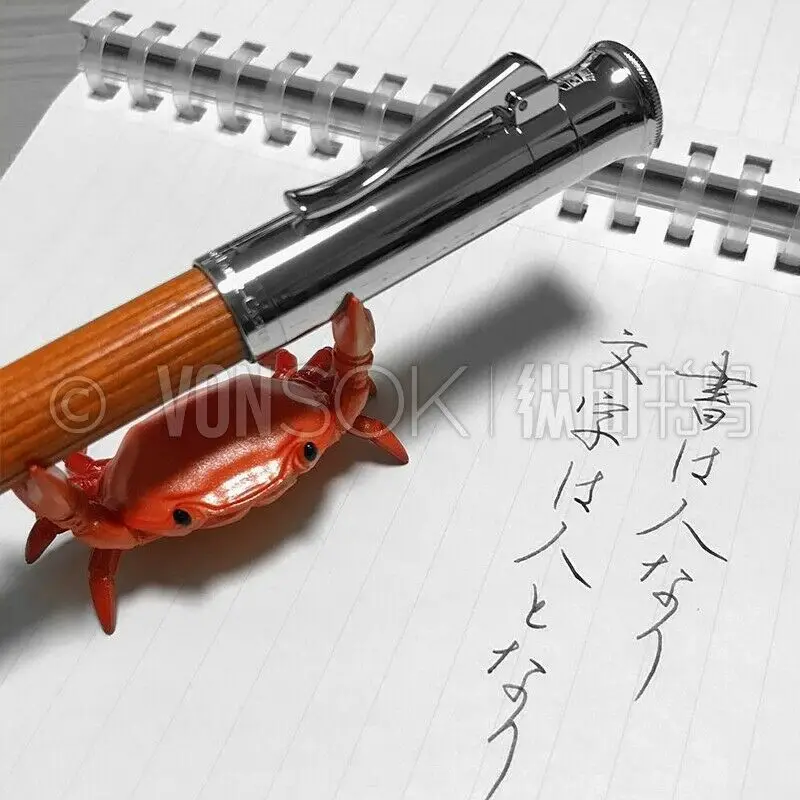 1Pc Crab Fountain Pen Stand Ink Pen Holder 4 Colors Optional Stationery Office school supplies Gift
1Pc Crab Fountain Pen Stand Ink Pen Holder 4 Colors Optional Stationery Office school supplies Gift