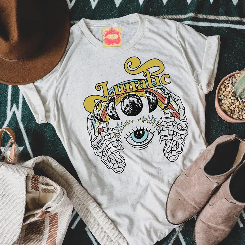 Hillbilly 2021 Summer Female Lunatic Moon Phase Shirt White Cotton Short Sleeve Grunge Tees Loose Skeleton Witchy Tshirts
Hillbilly 2021 Summer Female Lunatic Moon Phase Shirt White Cotton Short Sleeve Grunge Tees Loose Skeleton Witchy Tshirts