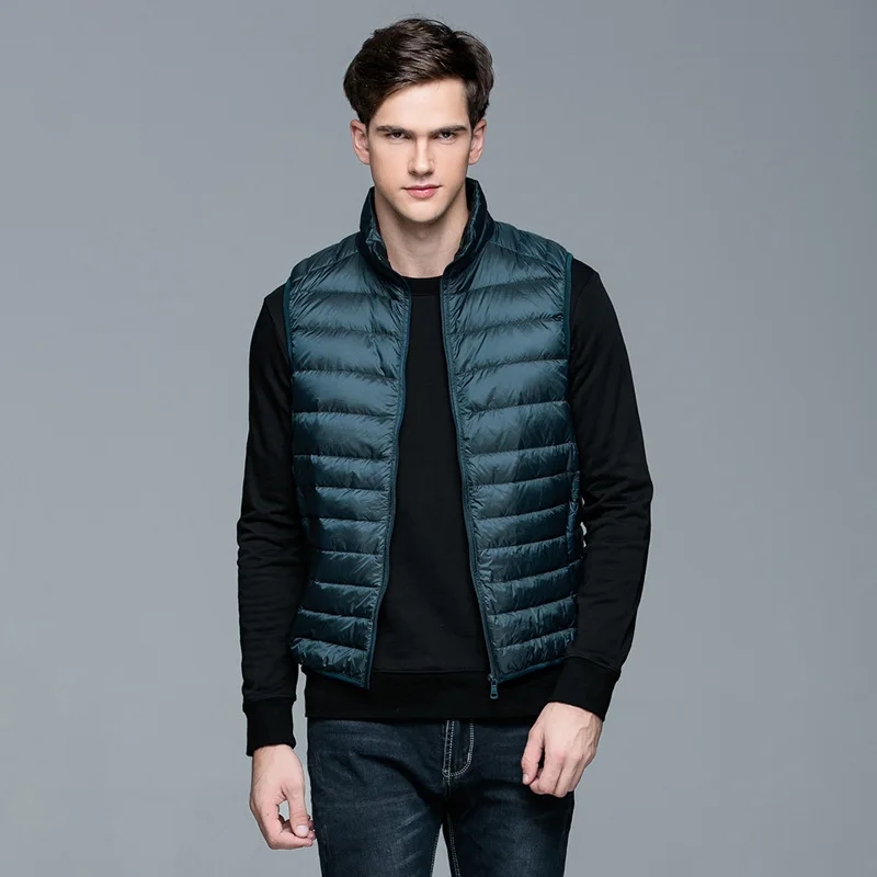 Мужской жилет на белом утином пуху, повседневный жилет, легкая куртка на весну и осень
Мужской жилет на белом утином пуху, повседневный жилет, легкая куртка на весну и осень