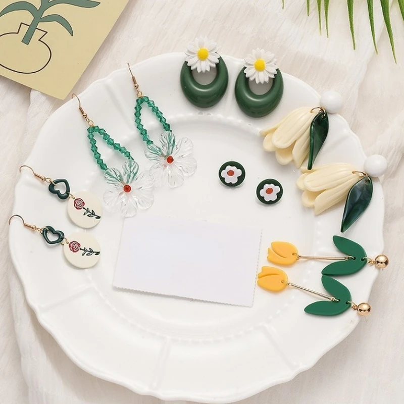 U-Magical Retor Arcylic Simple Transparent Flower Green Leaf Dangle Earrings for Women Geometric Heart Hollow Earrings Jewellery
U-Magical Retor Arcylic Simple Transparent Flower Green Leaf Dangle Earrings for Women Geometric Heart Hollow Earrings Jewellery