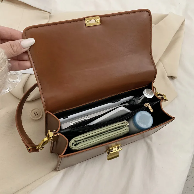 Black Retro Square Bag with Lock Women Classic PU Shoulder Handbags Elegant Female Solid Color Leather Diagonal Tote Bags Bulsos
Black Retro Square Bag with Lock Women Classic PU Shoulder Handbags Elegant Female Solid Color Leather Diagonal Tote Bags Bulsos