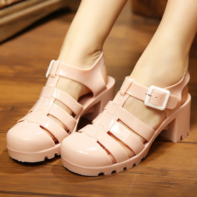 Girseaby New 2021 Women Sandals Transparent 5cm Low Heels Buckle Gladiator Non-Slip Vintage Jelly Beach Casual Summer B2231
Girseaby New 2021 Women Sandals Transparent 5cm Low Heels Buckle Gladiator Non-Slip Vintage Jelly Beach Casual Summer B2231