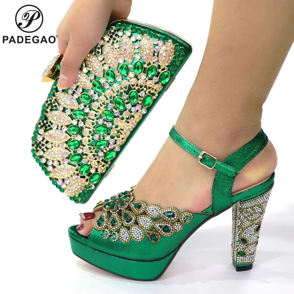 New African Matching Shoes and Bags Italian In Women Wedding Shoe Italian Shoe and Bag Set for Party In Women Luxury Women Shoes
New African Matching Shoes and Bags Italian In Women Wedding Shoe Italian Shoe and Bag Set for Party In Women Luxury Women Shoes