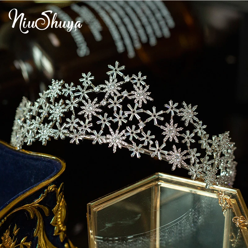 

NiuShuya Caved Full Cubic Zircon Tiara Snowflake Zirconia Crown CZ Coroa Bridal Wedding Hair Accessories Jewelry