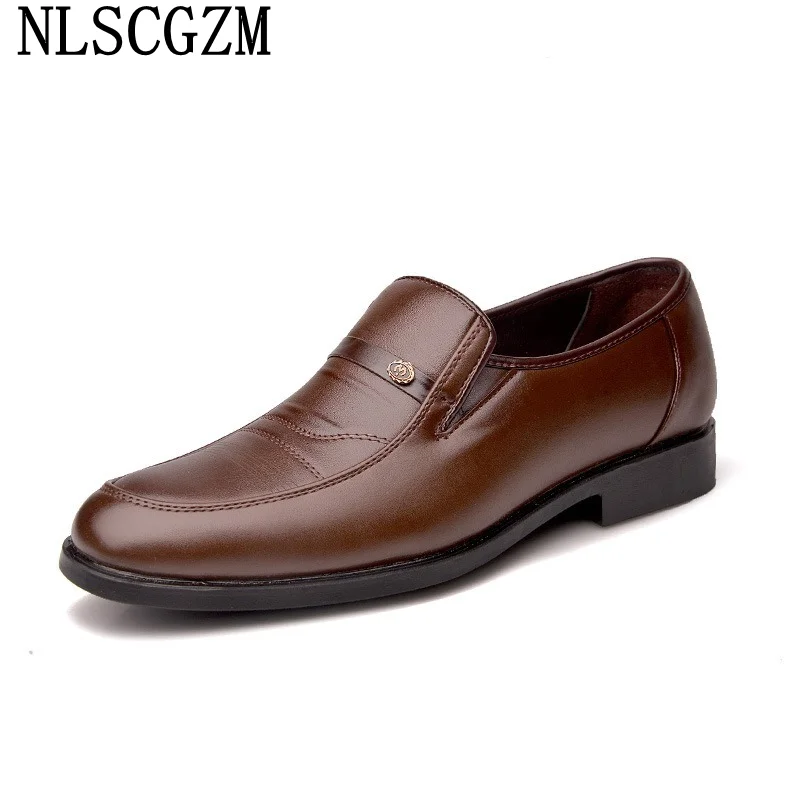 

Black Loafers Men Dress Shoes Italian Brown Slip on Shoes Men Formal Leather Mens Shoes 2022 Sapato Social Masculino Sapatenis
