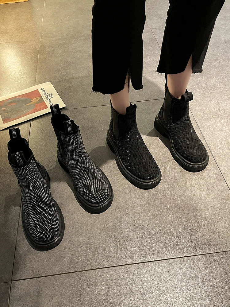 Fashion Martin Boots Women's Shoes Autumn/winter 2021 New Style Knight Boots Thick Heel Thick Bottom Rhinestone Short Boots
Fashion Martin Boots Women's Shoes Autumn/winter 2021 New Style Knight Boots Thick Heel Thick Bottom Rhinestone Short Boots