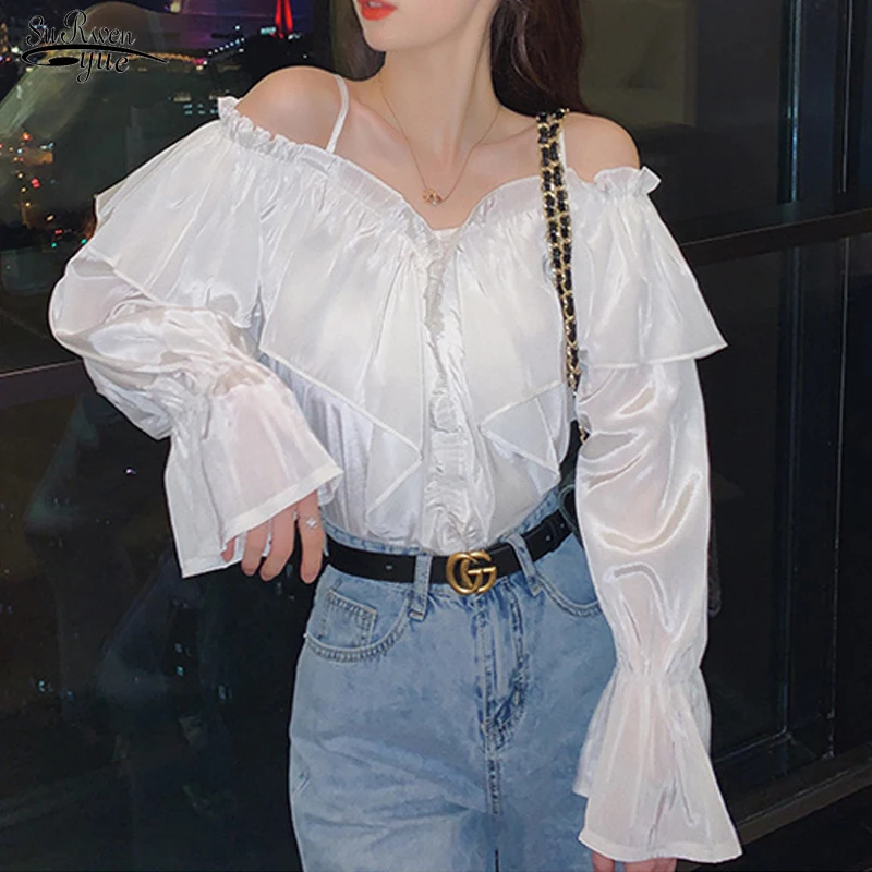 White One-shoulder Sling Blouse Women Autumn Fashion Pleated Shirt Tops Long-sleeved Solid Elegant Ruffled Women Blouse 16412
White One-shoulder Sling Blouse Women Autumn Fashion Pleated Shirt Tops Long-sleeved Solid Elegant Ruffled Women Blouse 16412