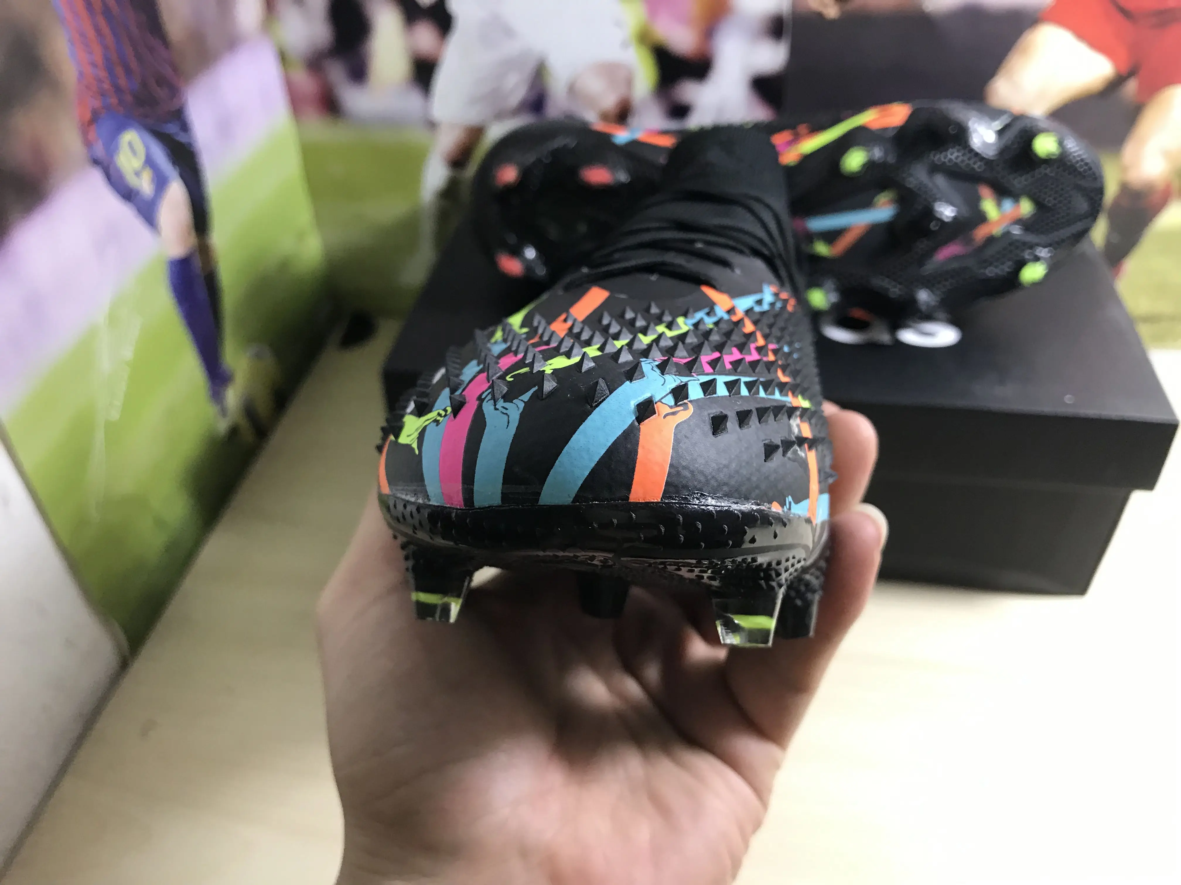 Newst Men Top Quality Predator Mutator 20.1 Low Ankle FG Football Boots Lace-Up Soccer Shoes,Free Shipping
Newst Men Top Quality Predator Mutator 20.1 Low Ankle FG Football Boots Lace-Up Soccer Shoes,Free Shipping