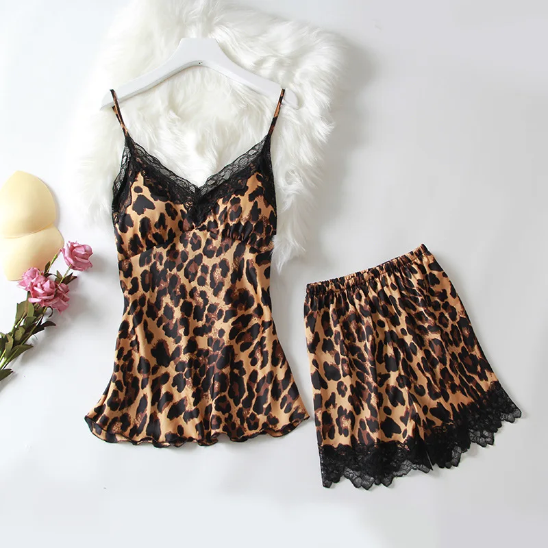 Sleepwear Women Leopard Nightwear 5PCS Robe Set Satin Lace Trim Loose Kimono Bathrobe Gown Sexy V-Neck Nightgown Home Clothing
Sleepwear Women Leopard Nightwear 5PCS Robe Set Satin Lace Trim Loose Kimono Bathrobe Gown Sexy V-Neck Nightgown Home Clothing