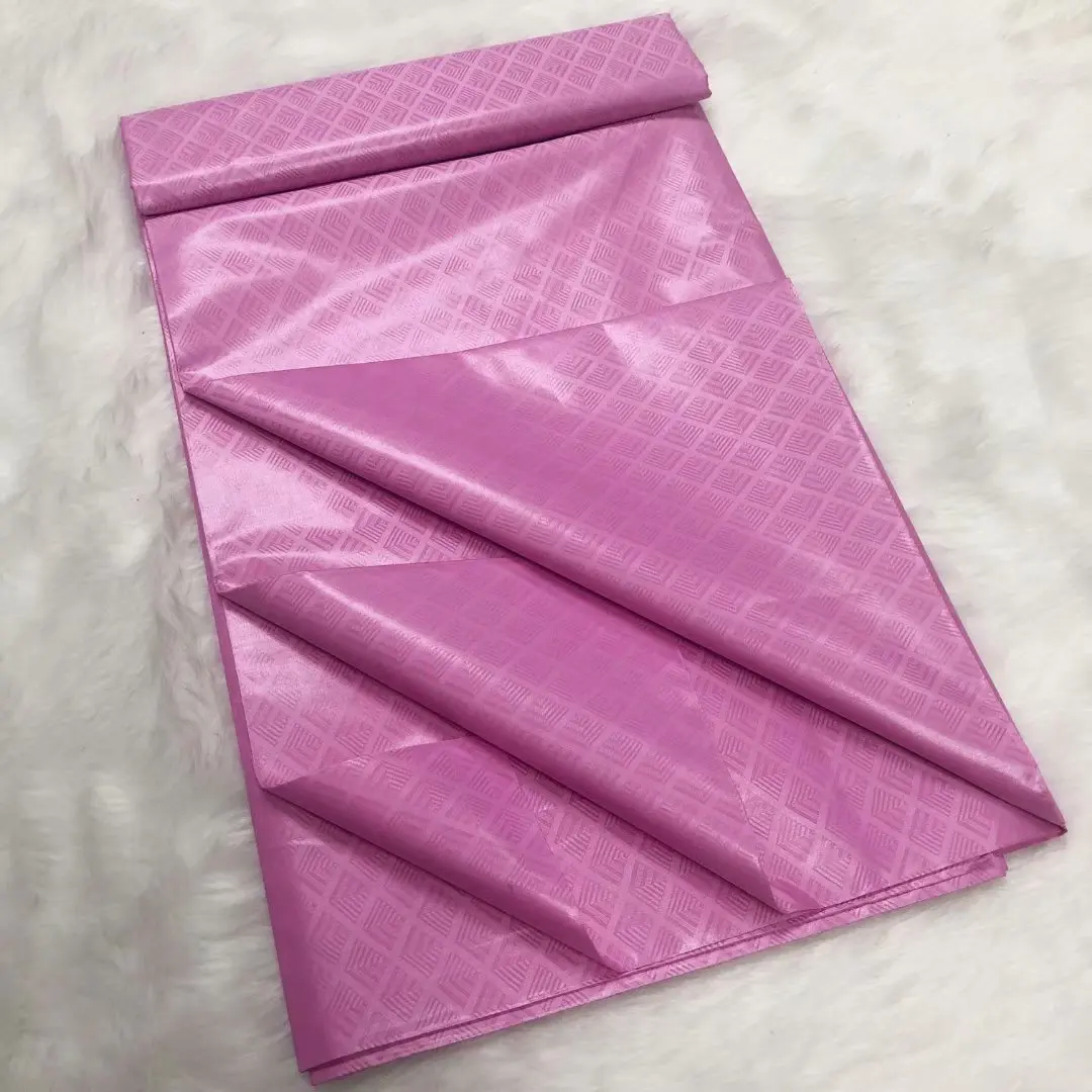 Latest African Laces French Bazin Riche Lace Fabric High Quality 2021 Nigerian Jacquard Tulle Lace Fabric For Party Dress LC 020
Latest African Laces French Bazin Riche Lace Fabric High Quality 2021 Nigerian Jacquard Tulle Lace Fabric For Party Dress LC 020