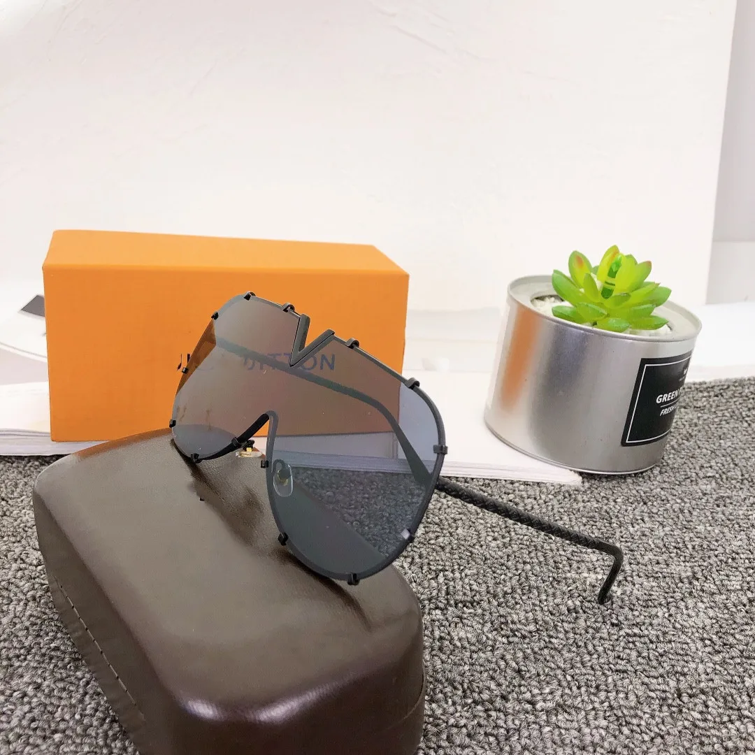 2021 Polarized Sunglasses Men Women Brand Designer Retro Sun Glasses Vintage Male Female Goggles Oculos Gafas De Sol UV400
2021 Polarized Sunglasses Men Women Brand Designer Retro Sun Glasses Vintage Male Female Goggles Oculos Gafas De Sol UV400