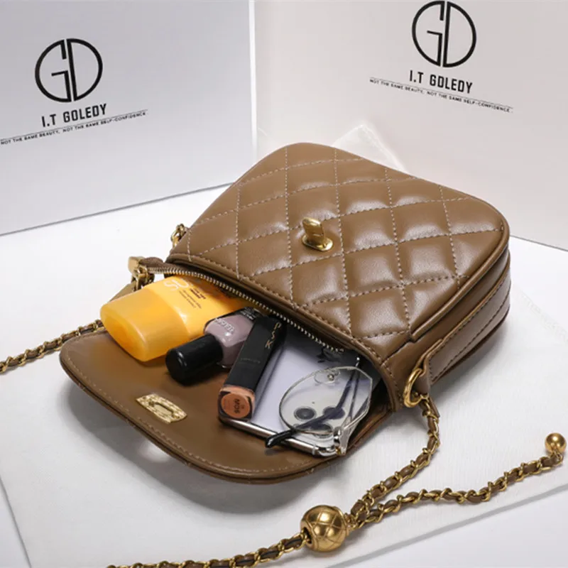 High Quality Leather Quilted Small Square Bag 2021 New Ladies Simple and Versatile Golden Ball Chain Crossbody Shoulder Bag Cc
High Quality Leather Quilted Small Square Bag 2021 New Ladies Simple and Versatile Golden Ball Chain Crossbody Shoulder Bag Cc