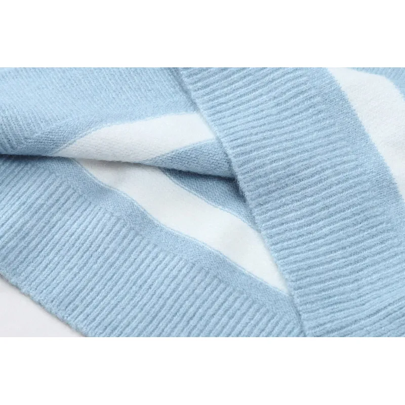 Oversize Vintage Clothing Design Women's Elegant Blouse Warm Cardigans for Women 2021 Fashion New Autumn Striped Sweater Loose
Oversize Vintage Clothing Design Women's Elegant Blouse Warm Cardigans for Women 2021 Fashion New Autumn Striped Sweater Loose