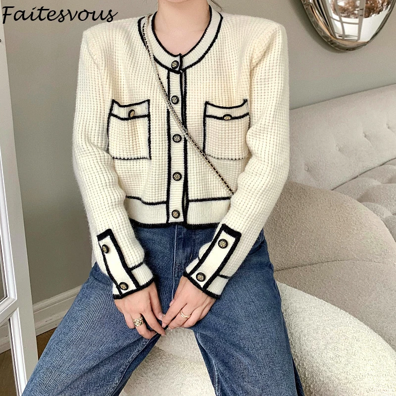 y2k Cardigan Women Korean Fashion Knitted Sweaters Autumn Long Sleeve Cropped Jacket Button-down Cardigan Female
y2k Cardigan Women Korean Fashion Knitted Sweaters Autumn Long Sleeve Cropped Jacket Button-down Cardigan Female