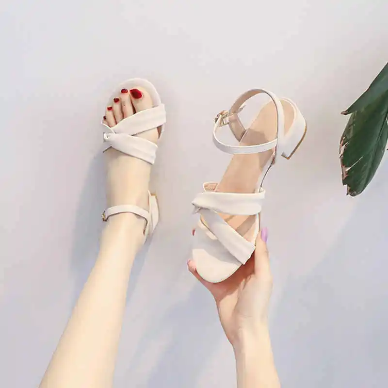 2021 Soft PU Leather Sandals Woman,Summer Block Low Heels Shoes,Girls Fashion Ankle Buckle Strap,French Style,BEIGE,Dropshipping
2021 Soft PU Leather Sandals Woman,Summer Block Low Heels Shoes,Girls Fashion Ankle Buckle Strap,French Style,BEIGE,Dropshipping