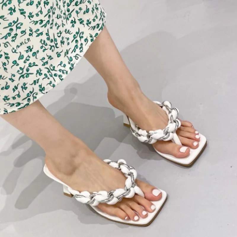LEOPARD LAND 2021 Summer Women's Shoes Fashion Braided Metal Decorative Flip-flops Stiletto Heel Hollow High-heeled Slippers JXQ
LEOPARD LAND 2021 Summer Women's Shoes Fashion Braided Metal Decorative Flip-flops Stiletto Heel Hollow High-heeled Slippers JXQ