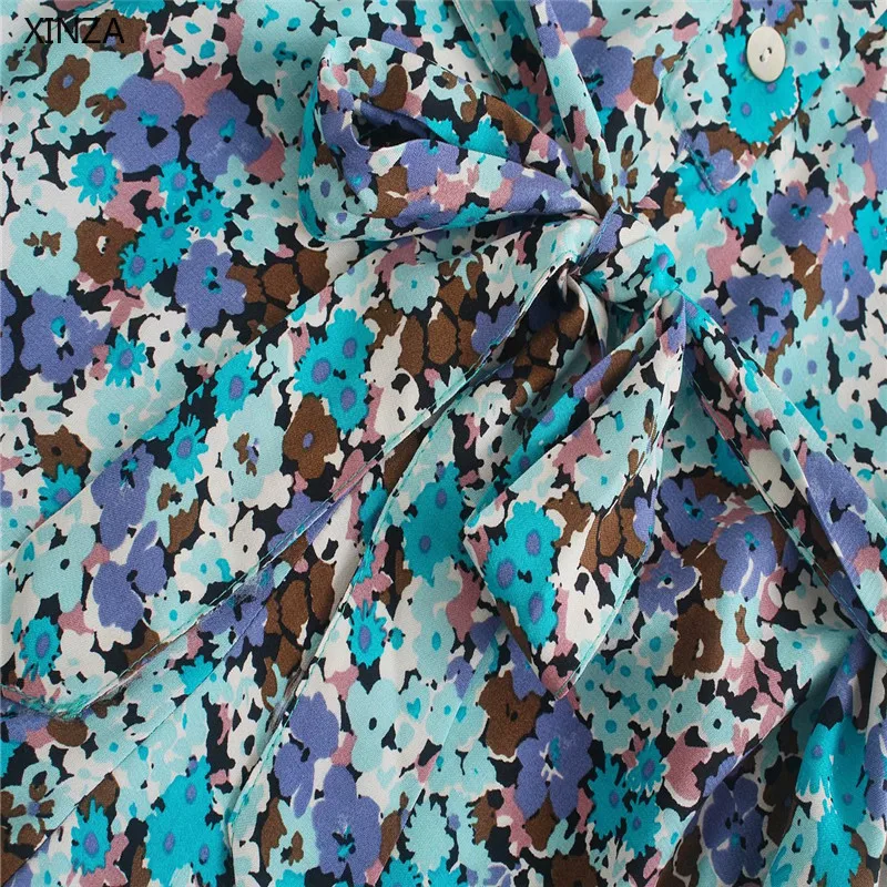 ZA Summer Floral Print Short Jumpsuit Women Fashion Side Pockets Tied Belt Blue Playsuits Woman Button Up Vintage Jumpsuit 2021
ZA Summer Floral Print Short Jumpsuit Women Fashion Side Pockets Tied Belt Blue Playsuits Woman Button Up Vintage Jumpsuit 2021