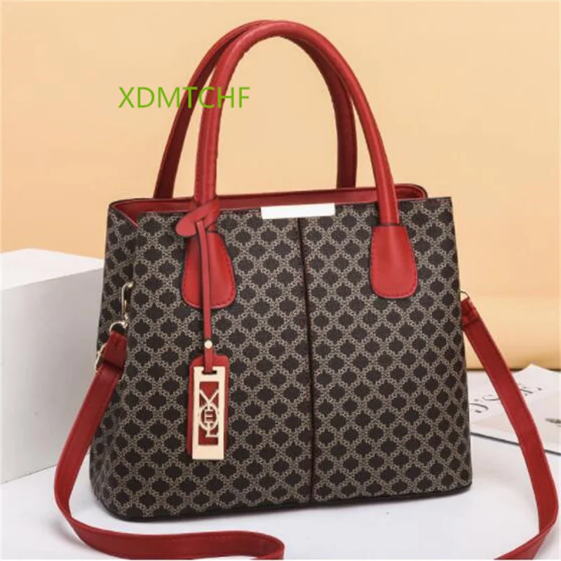 Bolso de mano de gran capacidad para mujer, bandolera bordada, a la moda, para comercio exterior, 2021
Bolso de mano de gran capacidad para mujer, bandolera bordada, a la moda, para comercio exterior, 2021