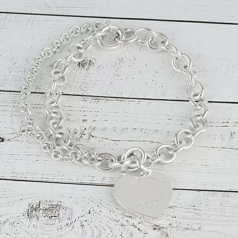 Hot Sale Heart Bracelets Bangles for Women Girl Ladies Valentine Gift Original 1:1 S925 Sterling Silver Brand Jewelry
Hot Sale Heart Bracelets Bangles for Women Girl Ladies Valentine Gift Original 1:1 S925 Sterling Silver Brand Jewelry