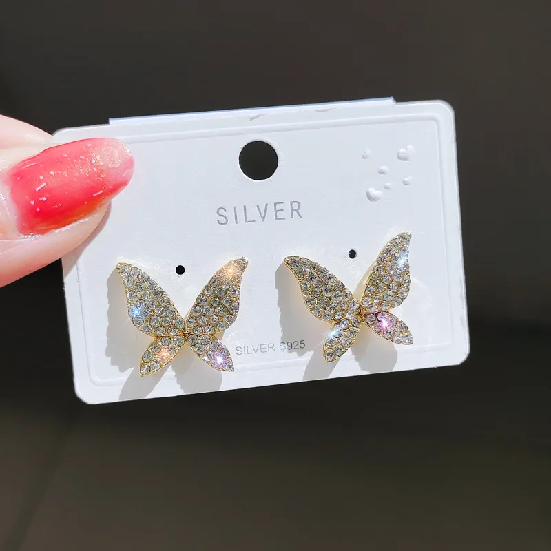 Full Rhinestone Bowknot Silver Needle Stud Earrings for Women Trendy Earrings 2021 New Fashion Jewelry for Daily Wear
Full Rhinestone Bowknot Silver Needle Stud Earrings for Women Trendy Earrings 2021 New Fashion Jewelry for Daily Wear