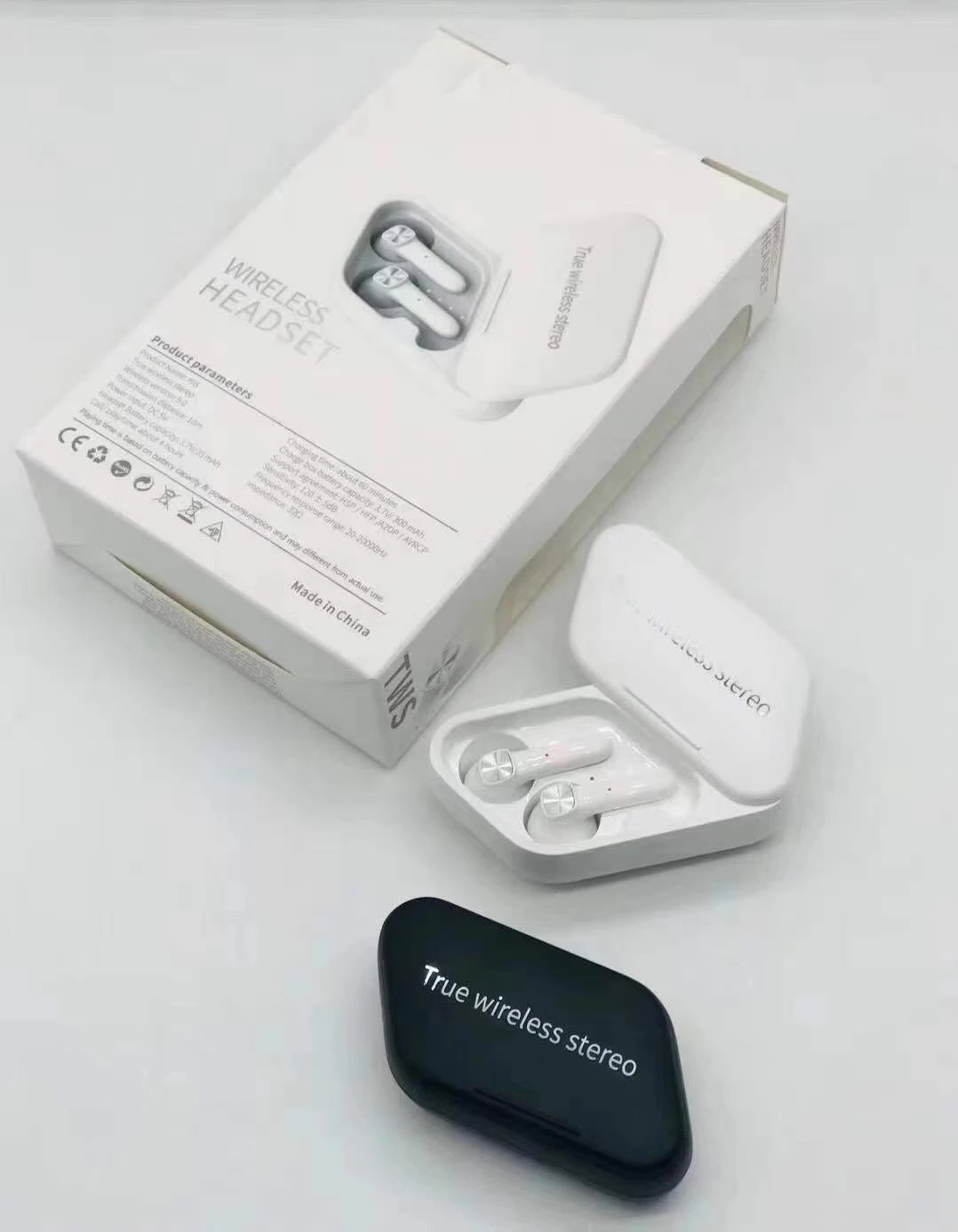 touch control wireless headphones WS bluetooth earphones stereo noise canceling handfree earbuds with microphone for smartphone
touch control wireless headphones WS bluetooth earphones stereo noise canceling handfree earbuds with microphone for smartphone