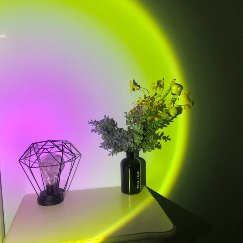 Rainbow Sunset Light Projector Light Atmospheric LED Night Light Romantic Mood Light for Photo Live Background Decoration
Rainbow Sunset Light Projector Light Atmospheric LED Night Light Romantic Mood Light for Photo Live Background Decoration