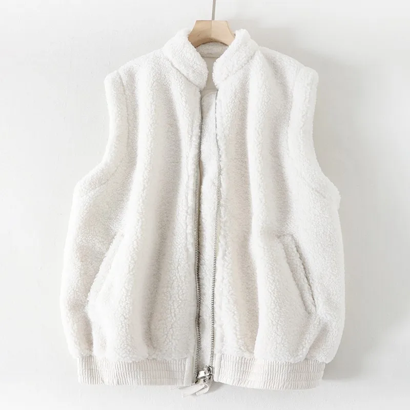 Осенне-зимний женский жилет, повседневный однотонный хлопковый плюшевый жилет с воротником-стойкой, без рукавов, на молнии, с декоративными... 
Осенне-зимний женский жилет, повседневный однотонный хлопковый плюшевый жилет с воротником-стойкой, без рукавов, на молнии, с декоративными...