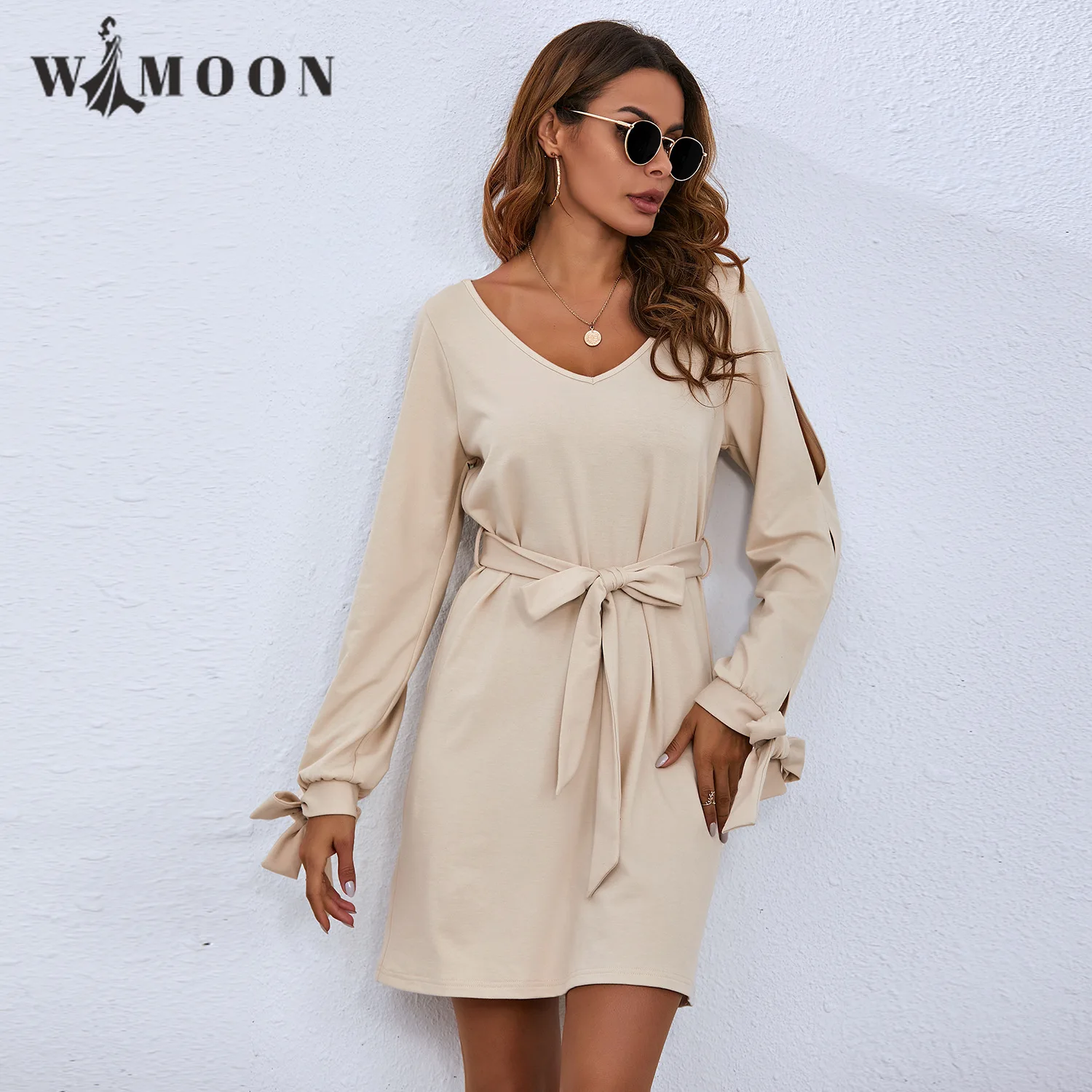 2021 Hollow Strappy Belt Long-sleeved Slim Dress Office Lady A-LINE Vestidos Above Knee, Mini V-Neck Elegance Dress for Women
2021 Hollow Strappy Belt Long-sleeved Slim Dress Office Lady A-LINE Vestidos Above Knee, Mini V-Neck Elegance Dress for Women