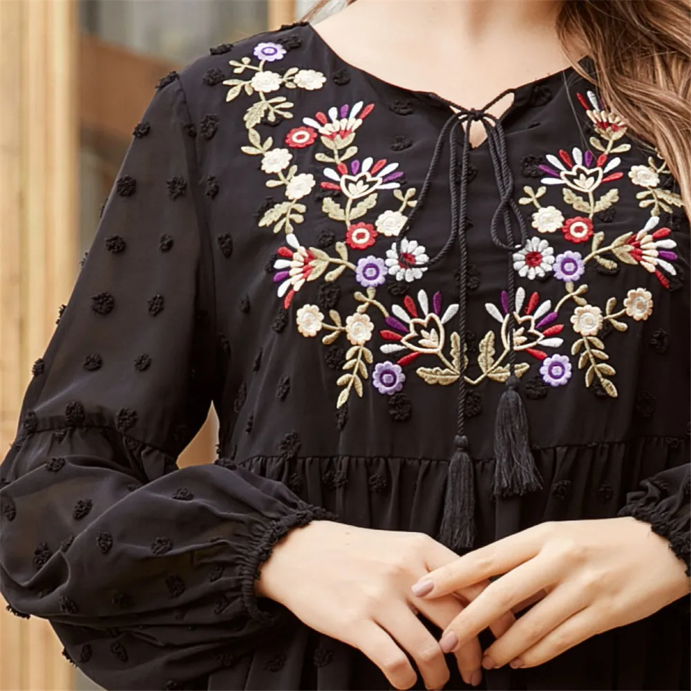Ramadan Muslim Women Long Dress Embroidery Maxi Robe Middle East Turkish Dubai Kaftan Islamic Clothing Summer Vestido Plus Size
Ramadan Muslim Women Long Dress Embroidery Maxi Robe Middle East Turkish Dubai Kaftan Islamic Clothing Summer Vestido Plus Size