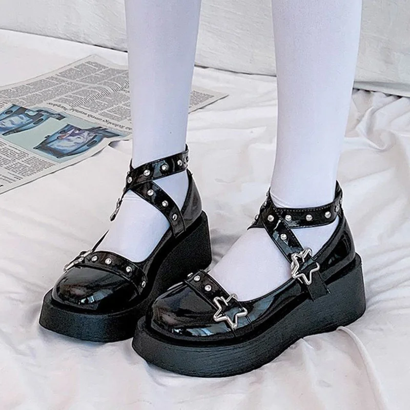 Lolita Shoes Star Buckle Mary Janes Shoes Women Cross-tied Platform Shoes Patent Leather Girls Shoes Rivet Casual Shoes 8570N
Lolita Shoes Star Buckle Mary Janes Shoes Women Cross-tied Platform Shoes Patent Leather Girls Shoes Rivet Casual Shoes 8570N