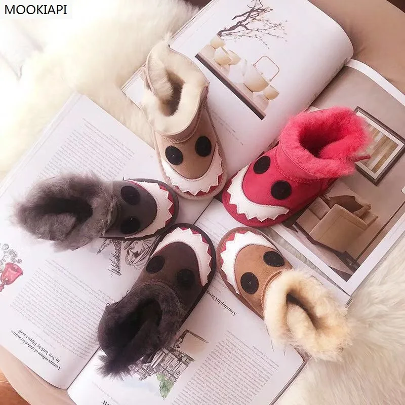 In 2019, China's newest sheepskin and fur children's snow boots, pure wool children's fashionable snow boots, five colors
In 2019, China's newest sheepskin and fur children's snow boots, pure wool children's fashionable snow boots, five colors